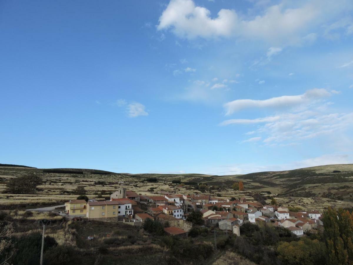Casa Sierra De Gredos Guest House Navasequilla Exterior photo