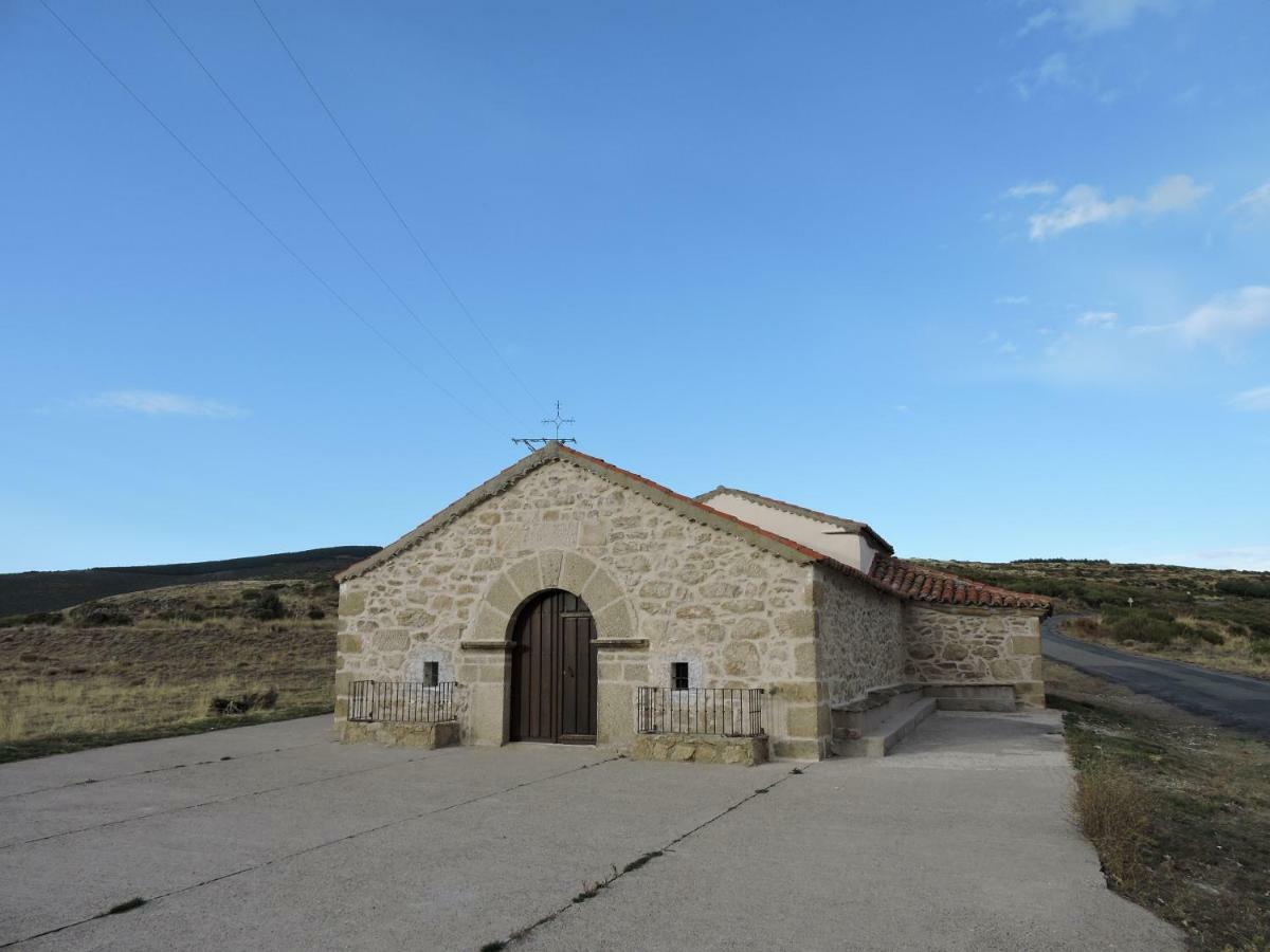 Casa Sierra De Gredos Guest House Navasequilla Exterior photo
